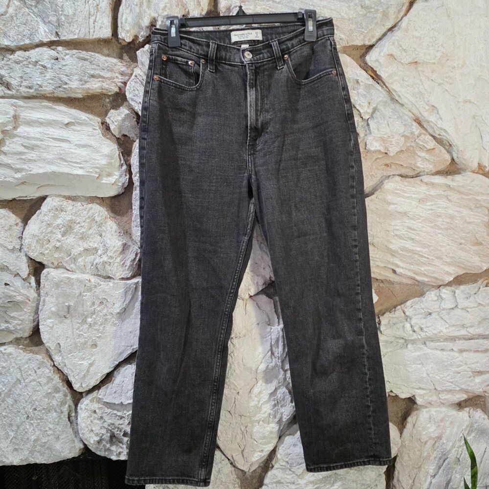 Abercrombie & Fitch The Ankle Straight Ultra High Rise Jeans Size 29 Curve Love